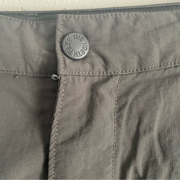 The North Face men’s shorts size 34 hiking shorts  gray EUC - Picture 3 of 11